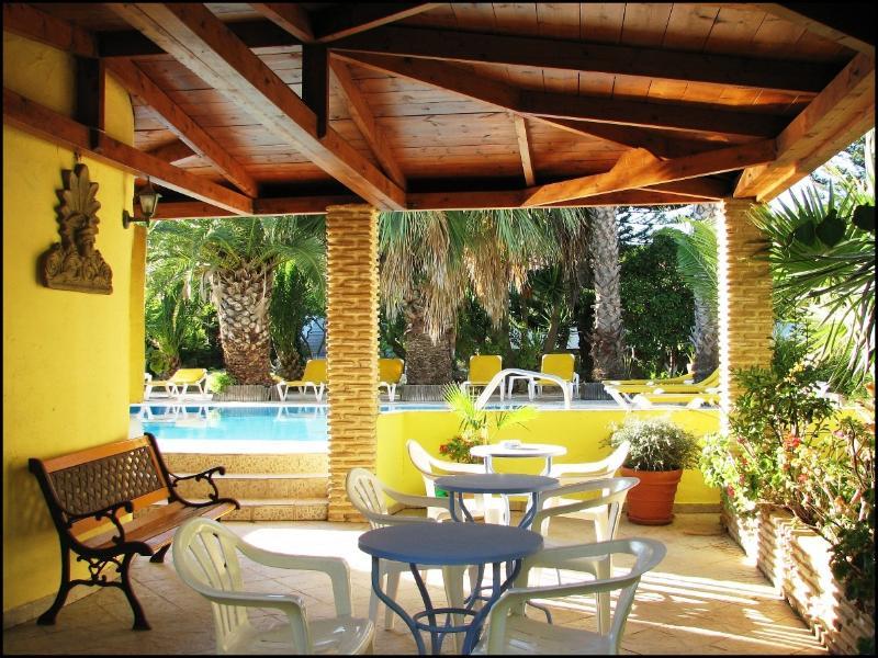 Lemon Garden Ξενοδοχείο Ανω Βασιλικος Εξωτερικό φωτογραφία